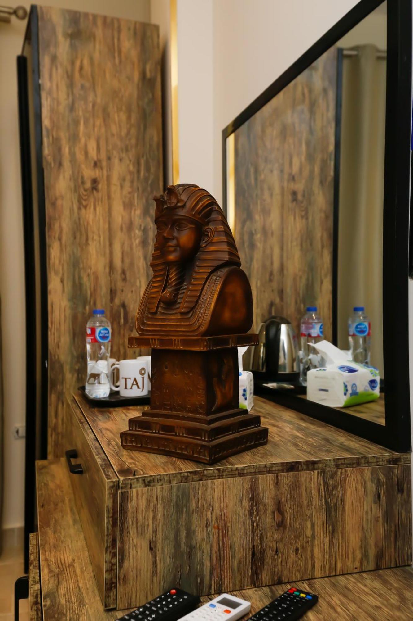 Amun Pyramids View Hotel Cairo