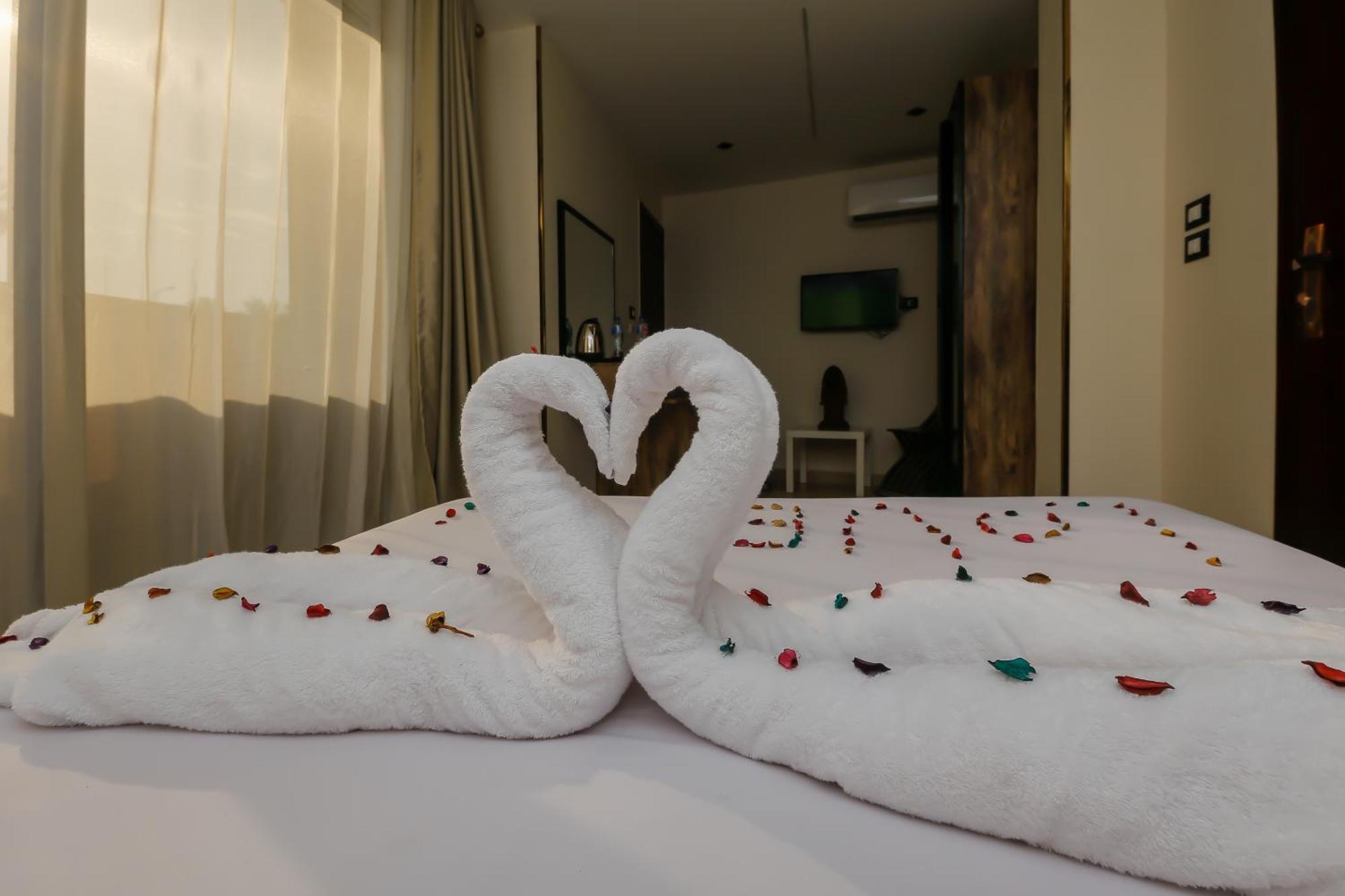 Amun Pyramids View Hotel *