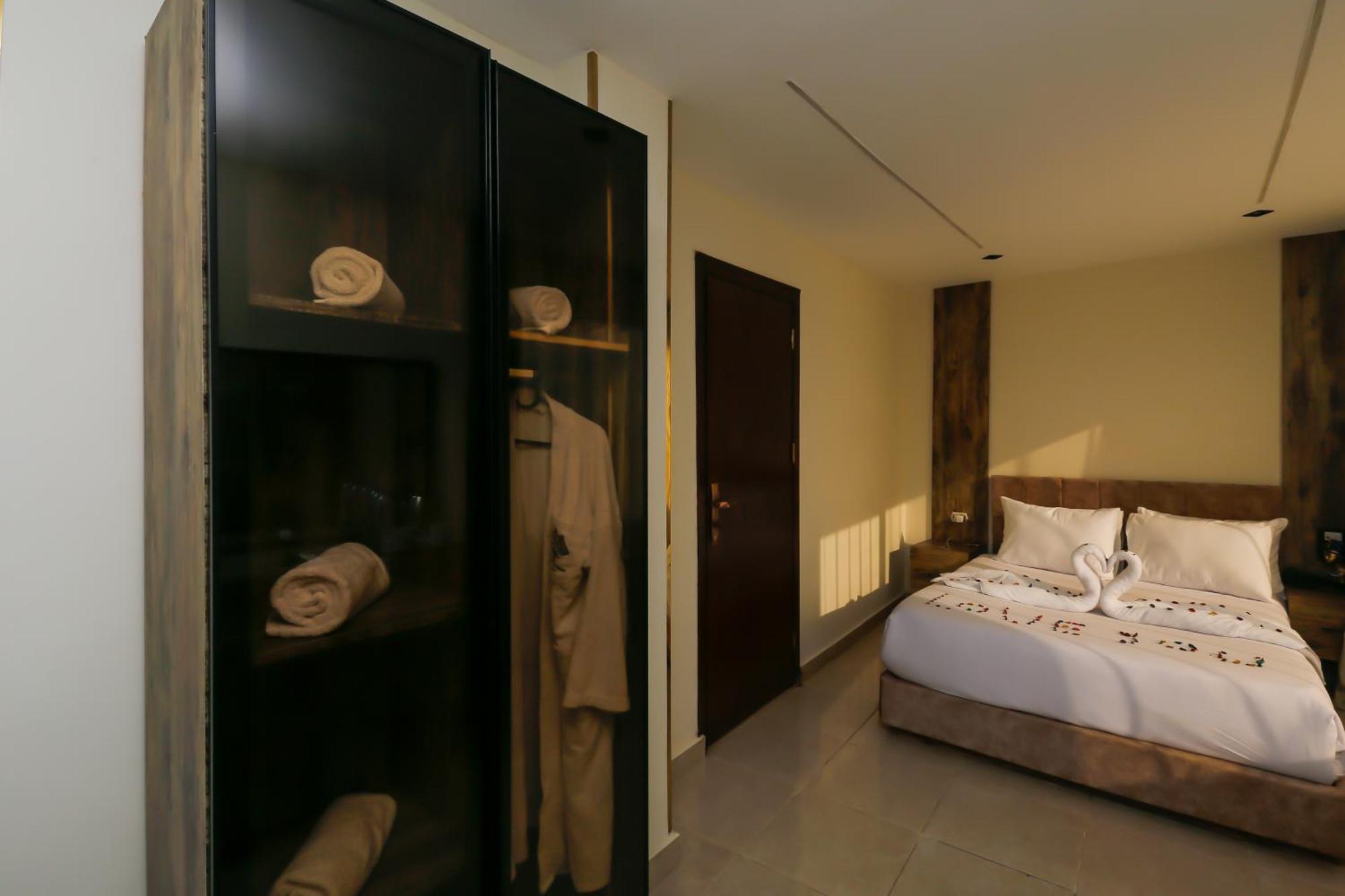 Amun Pyramids View Hotel Cairo