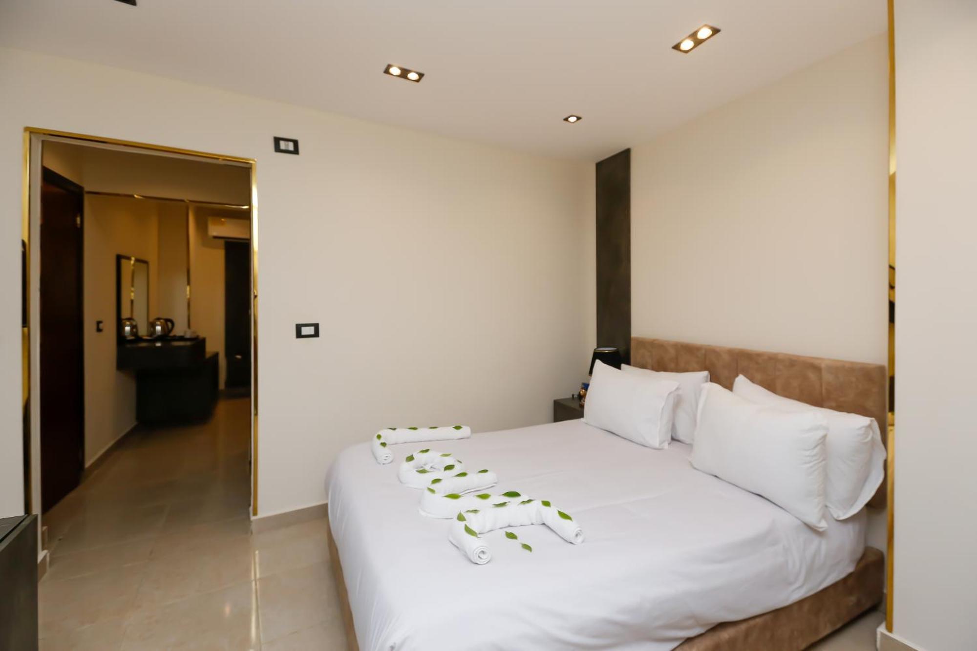 Hotel Amun Pyramids View *