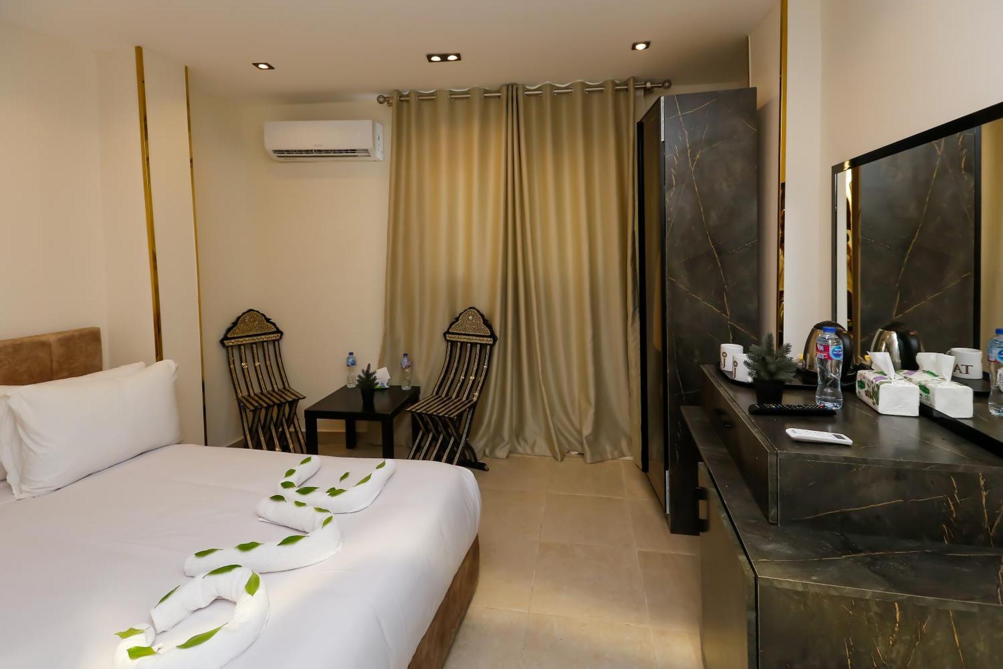 Amun Pyramids View Hotel Cairo