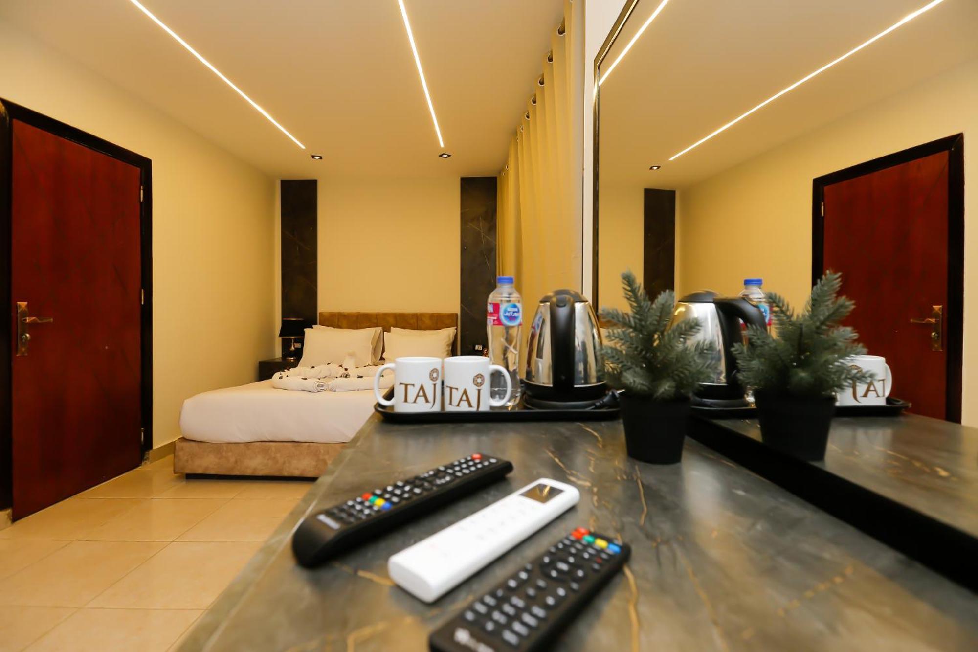 Amun Pyramids View Hotel *