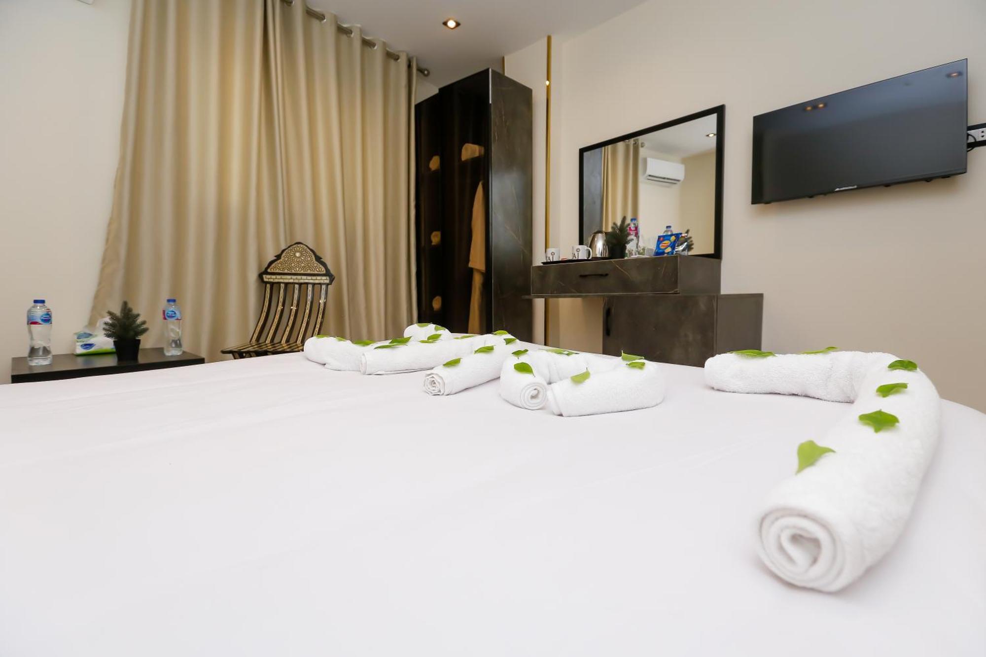 Hotel Amun Pyramids View *