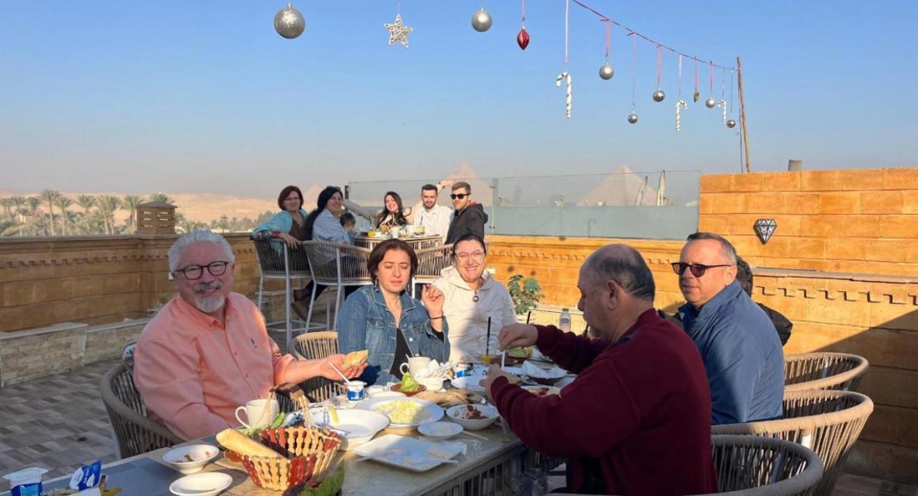 Amun Pyramids View Hotel